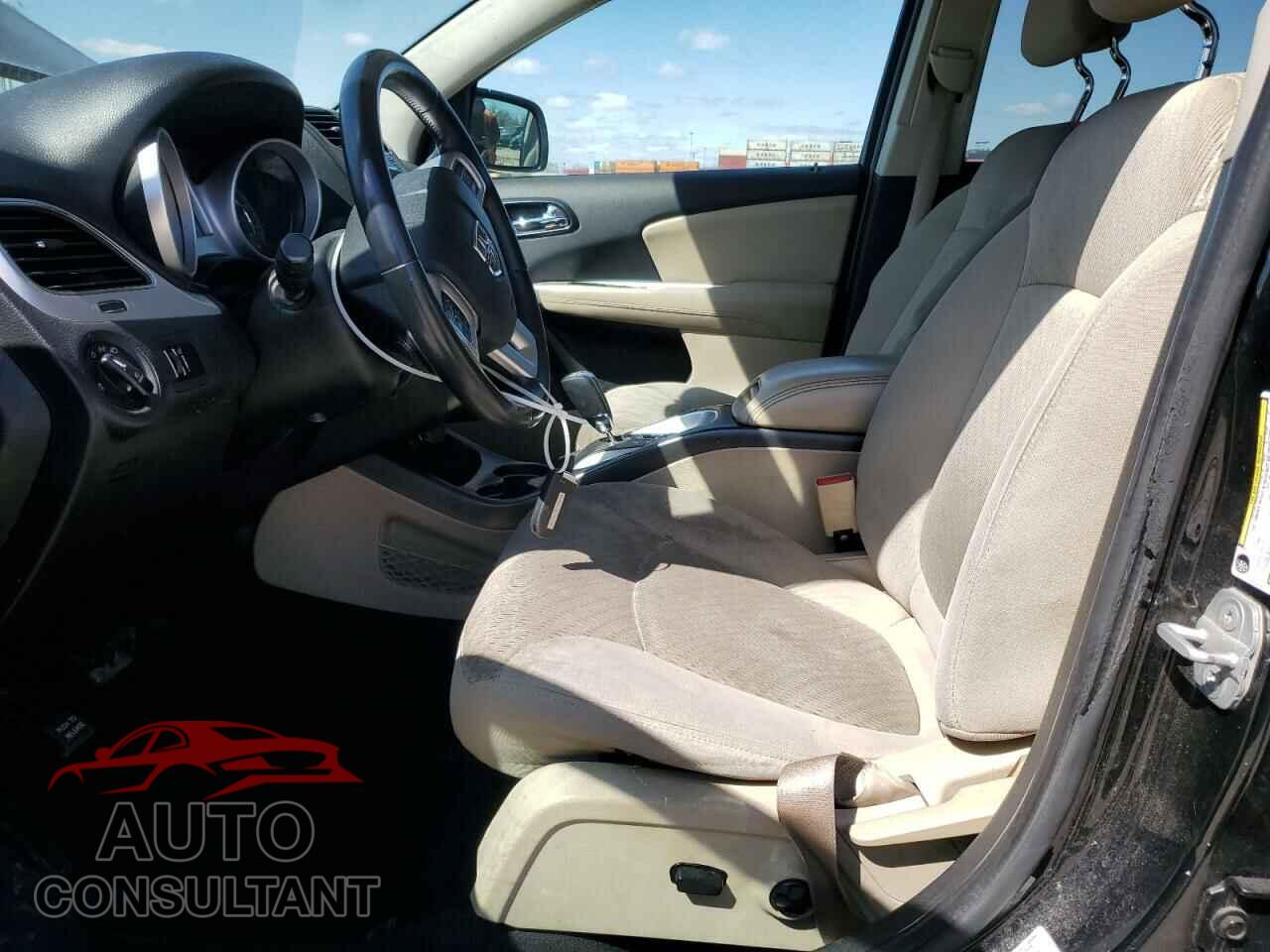 DODGE JOURNEY 2014 - 3C4PDCBB8ET132856