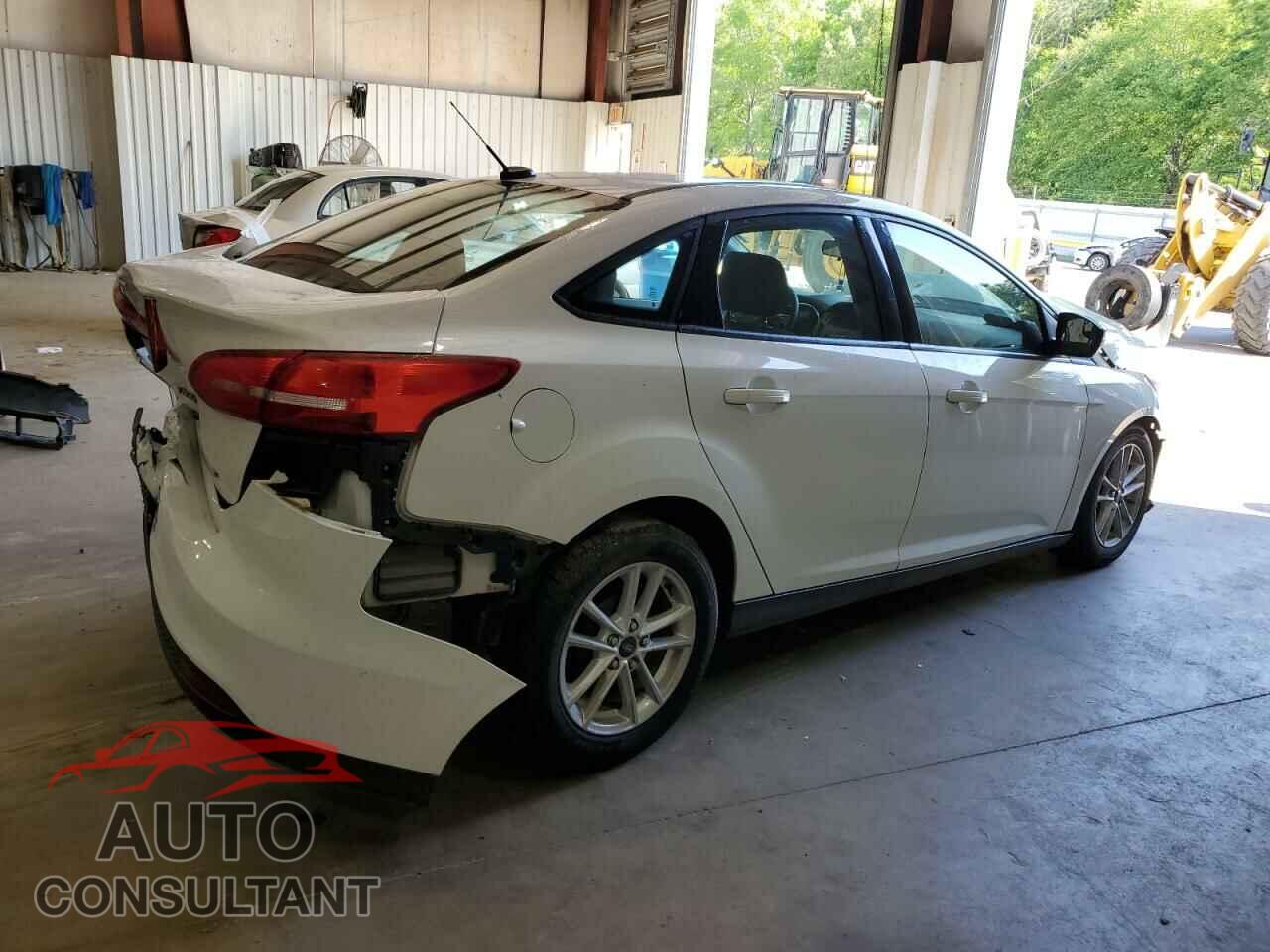 FORD FOCUS 2017 - 1FADP3F27HL308872