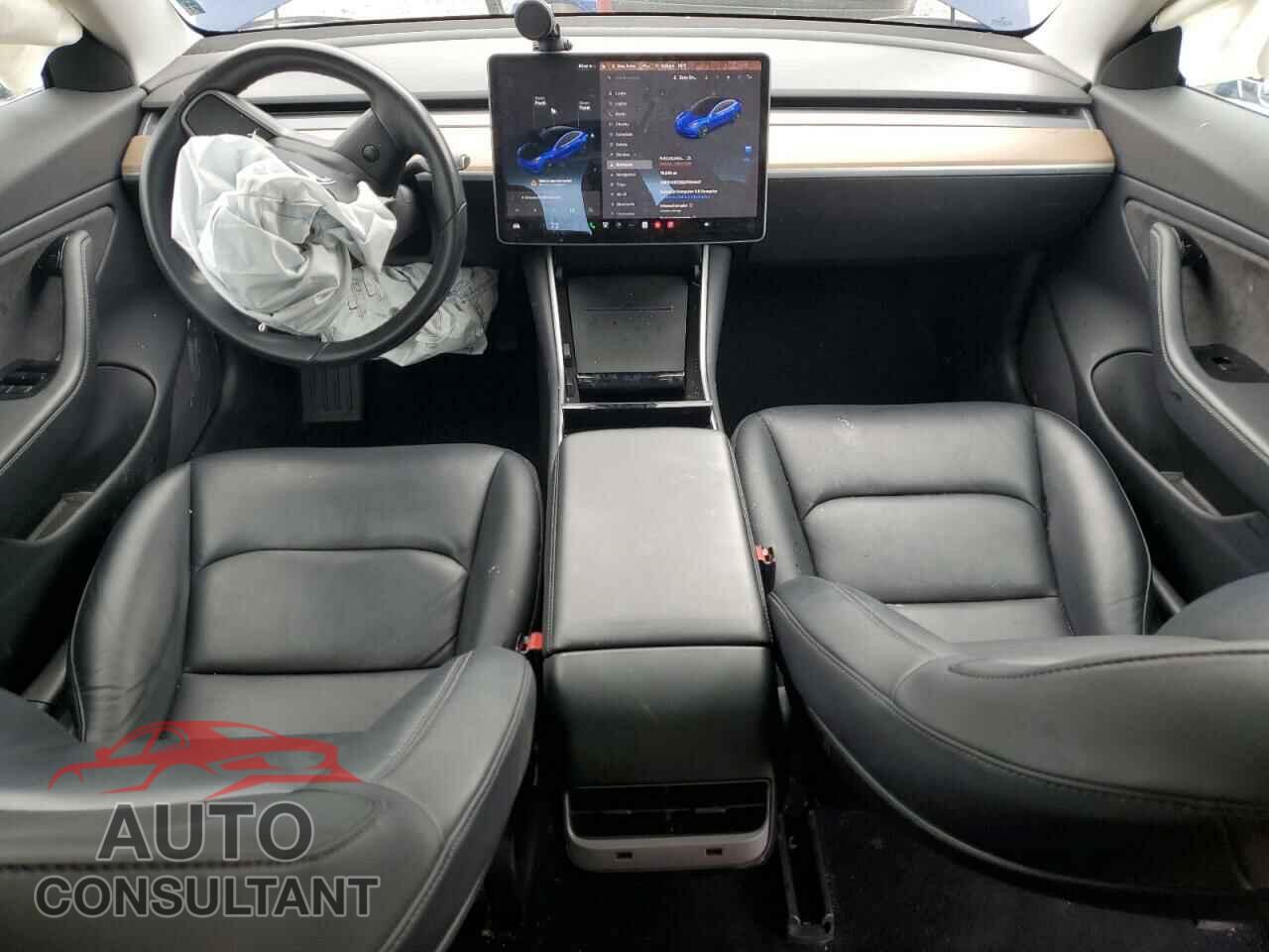 TESLA MODEL 3 2018 - 5YJ3E1EB2JF094447