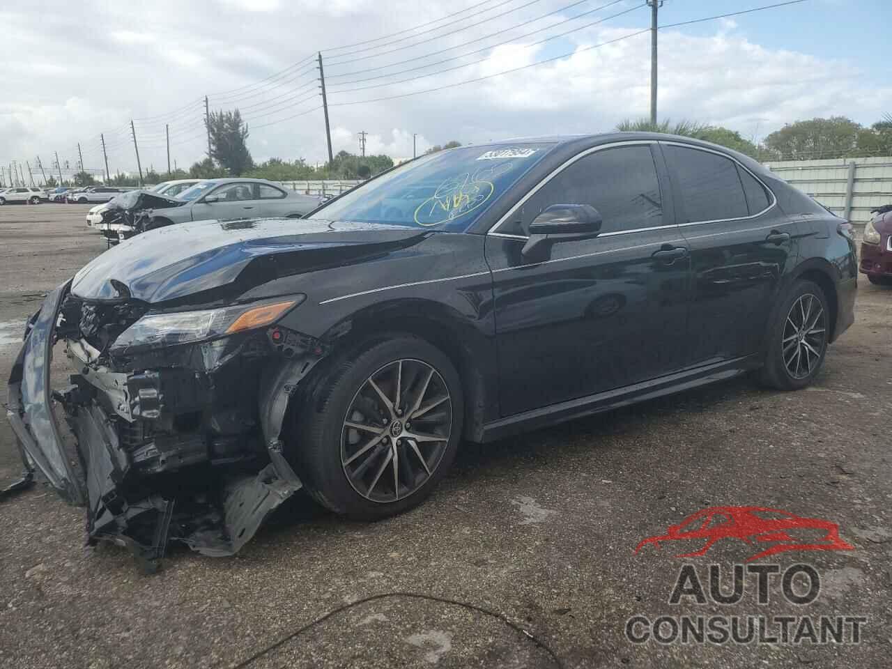 TOYOTA CAMRY 2021 - 4T1G11AK2MU576765