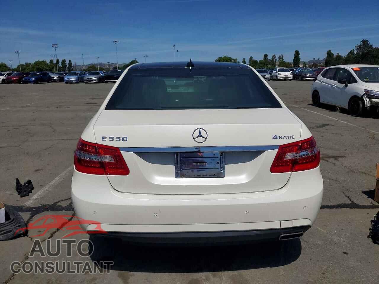MERCEDES-BENZ E-CLASS 2013 - WDDHF9BBXDA728676