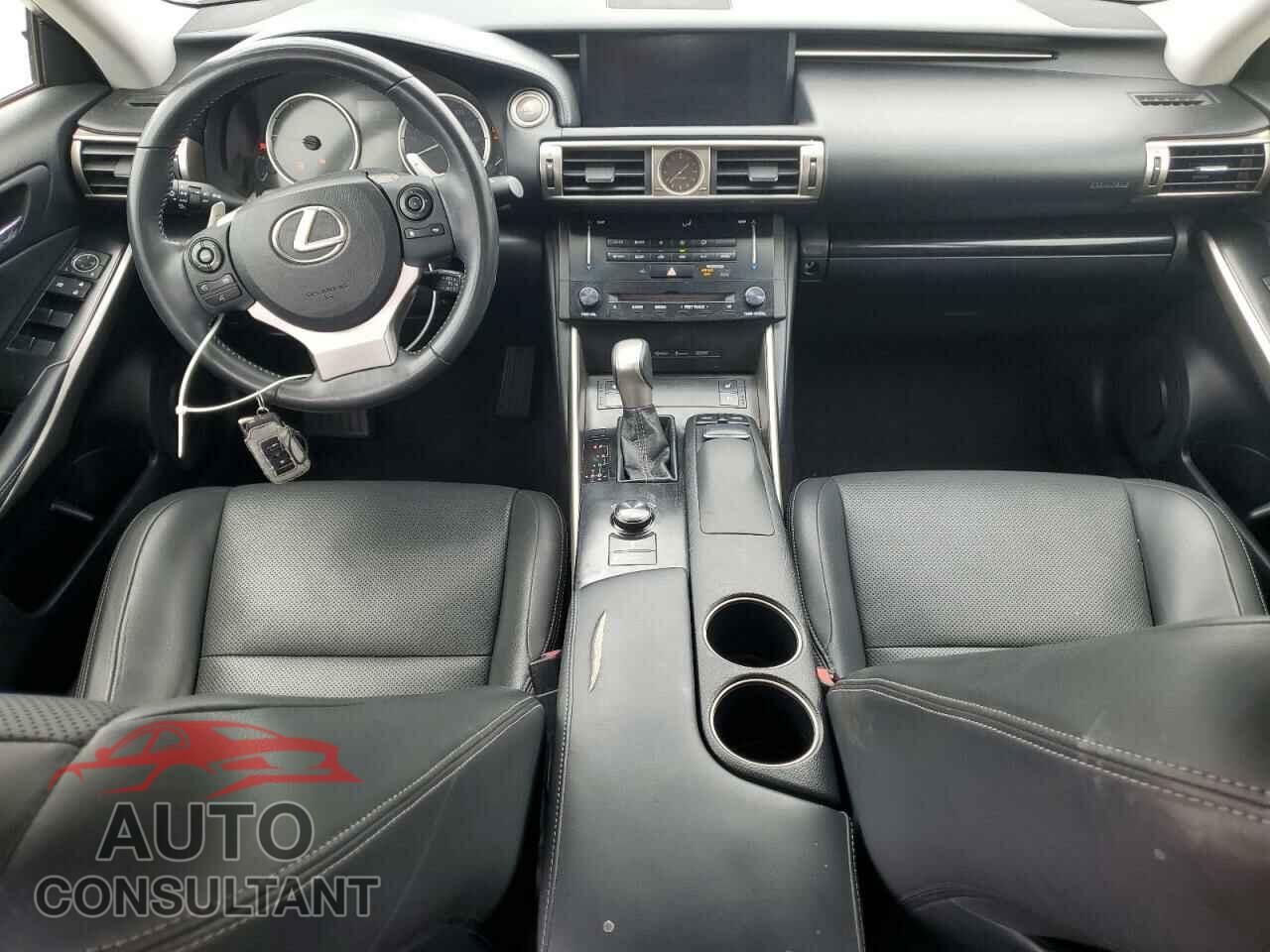 LEXUS IS 2014 - JTHBF1D24E5027512