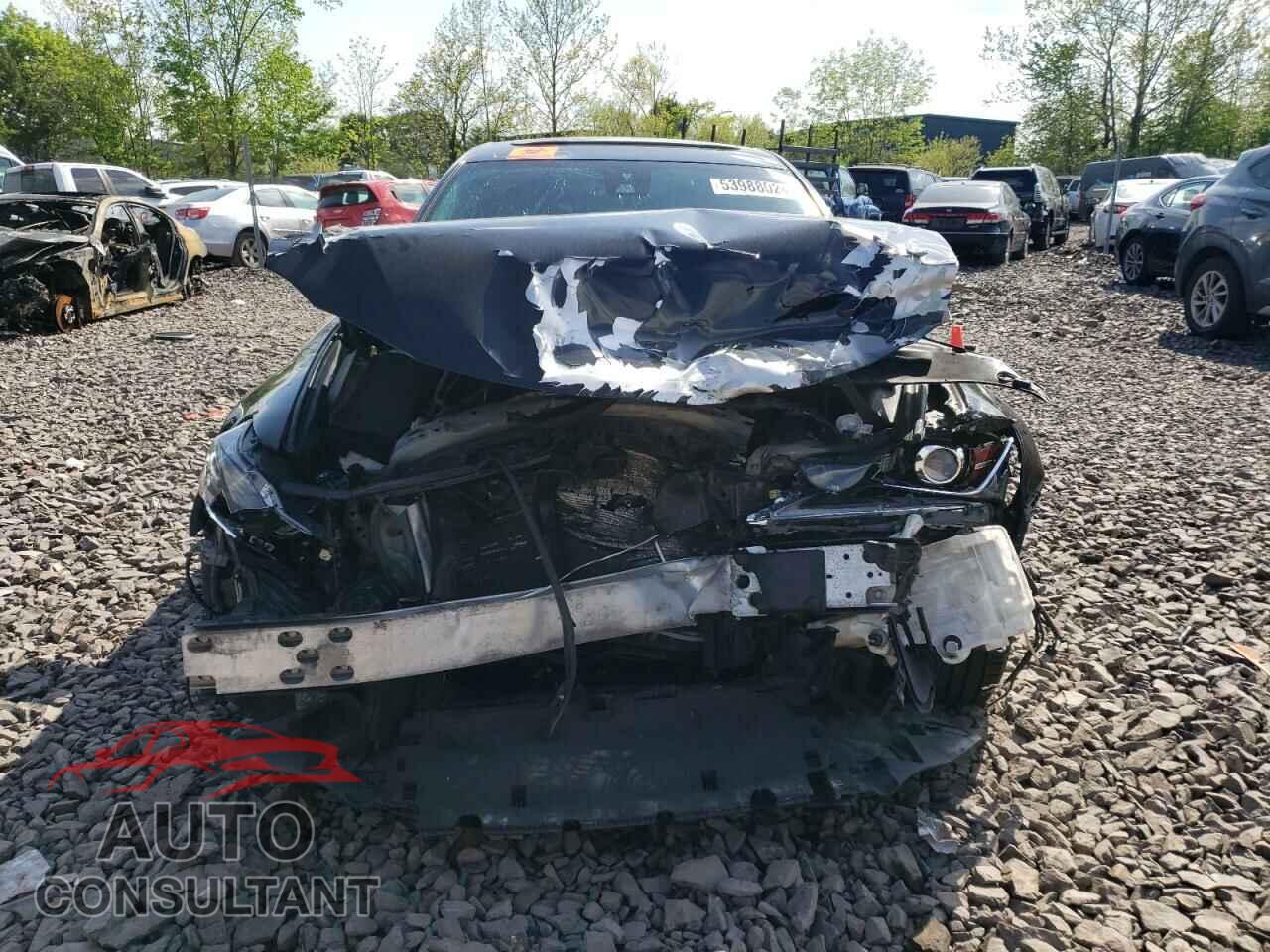 LEXUS IS 2019 - JTHC81D29K5034255