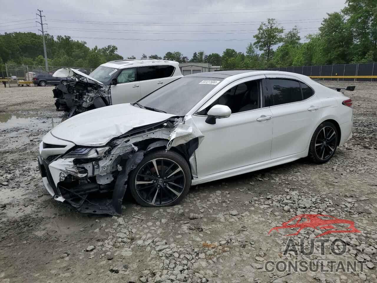 TOYOTA CAMRY 2019 - 4T1B61HK5KU811917