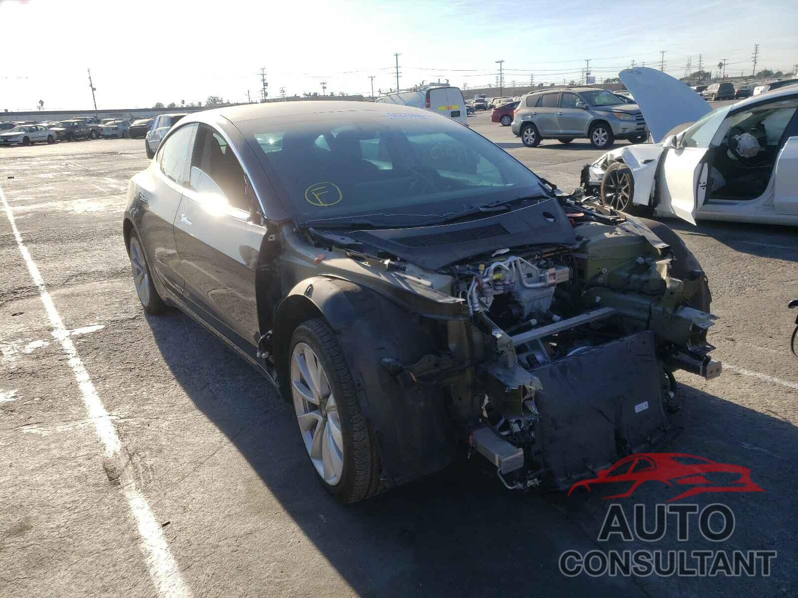 TESLA MODEL 3 2019 - 5YJ3E1EA5KF417107