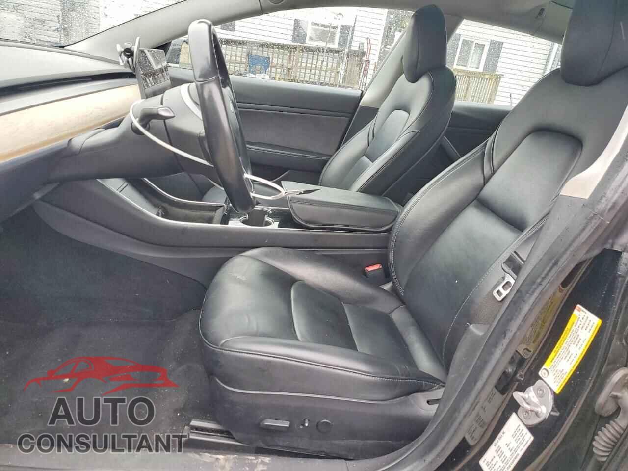 TESLA MODEL 3 2019 - 5YJ3E1EA3KF306250