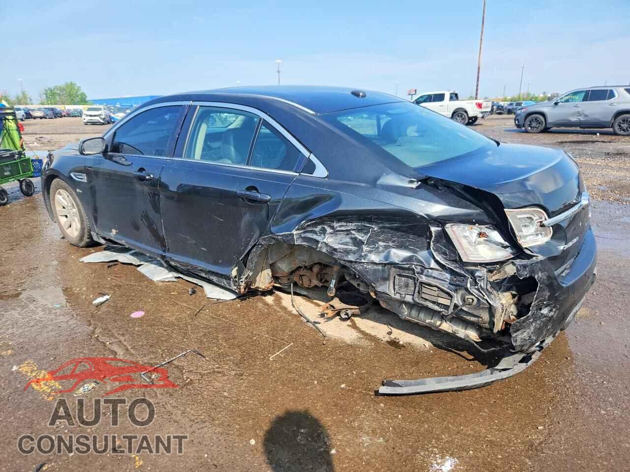 FORD TAURUS 2012 - 1FAHP2FW7CG134169