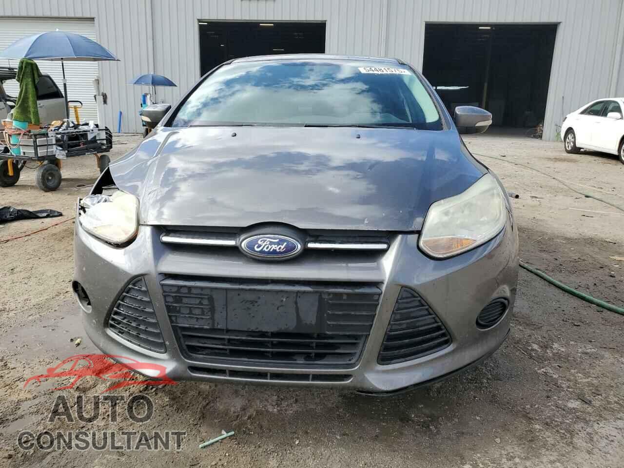 FORD FOCUS 2014 - 1FADP3F22EL228858