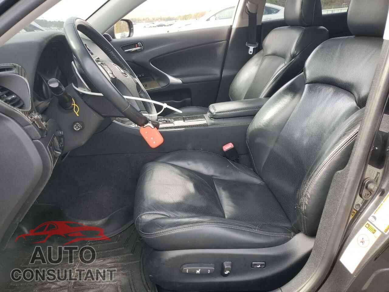 LEXUS IS 2010 - JTHCF5C24A2034128