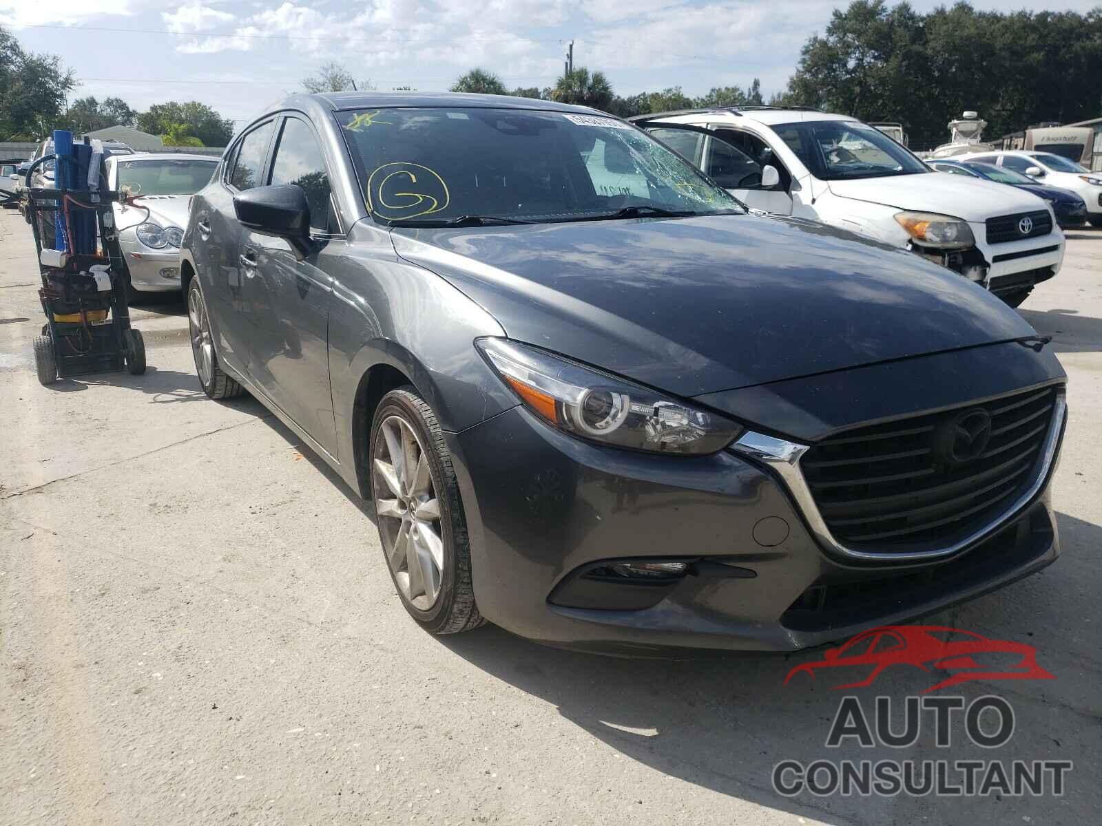 MAZDA 3 2017 - 3MZBN1L71HM148589