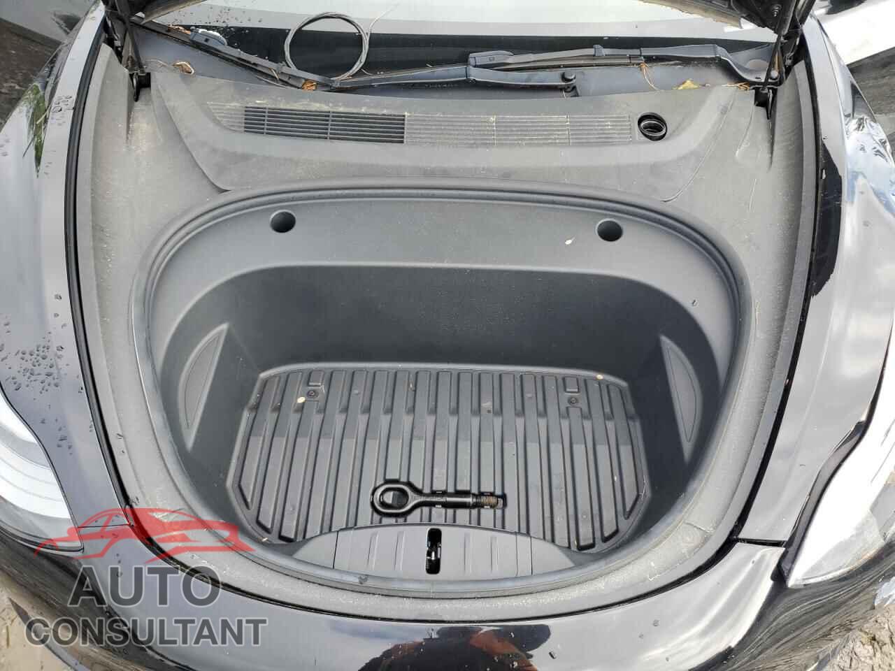 TESLA MODEL 3 2021 - 5YJ3E1EA2MF090328