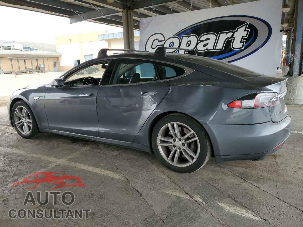 TESLA MODEL S 2013 - 5YJSA1CN0DFP20747