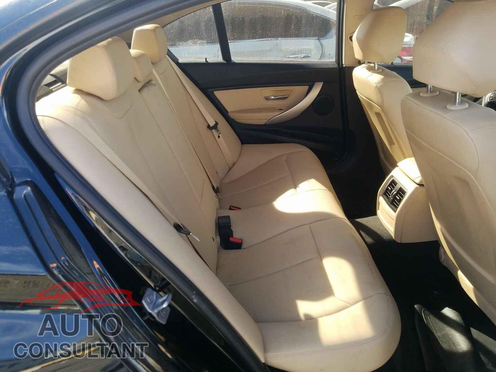 BMW 3 SERIES 2017 - WBA8A9C38HK864530