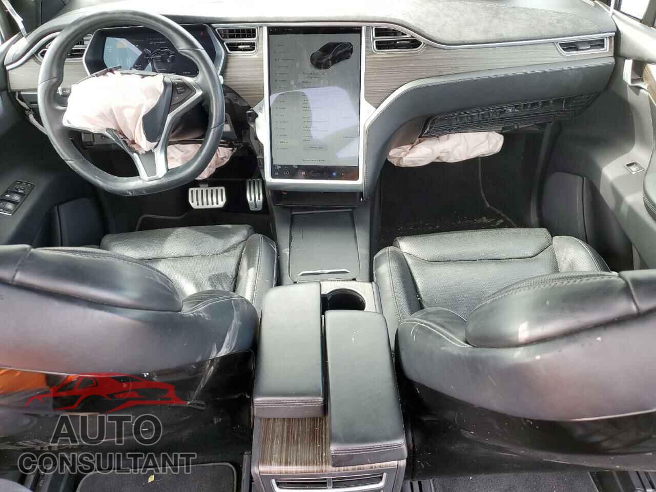 TESLA MODEL X 2016 - 5YJXCAE4XGFS00354