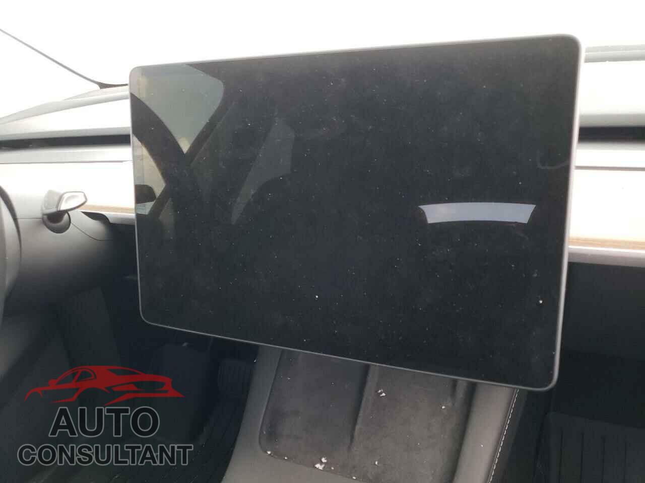 TESLA MODEL Y 2023 - 7SAYGDEE8PA060095