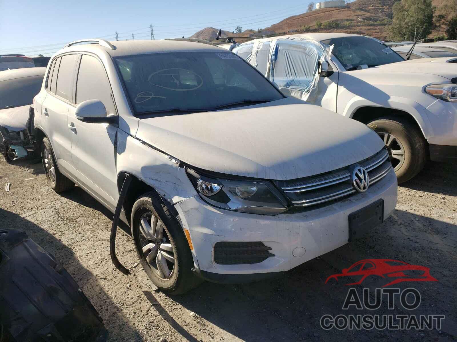 VOLKSWAGEN TIGUAN 2017 - WVGBV7AX4HW501718