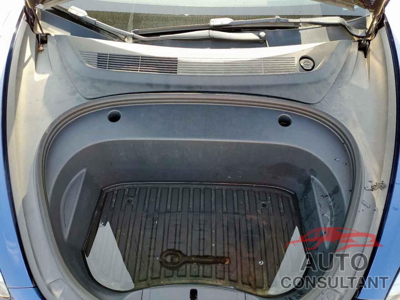 TESLA MODEL 3 2023 - 5YJ3E1EA8PF450710