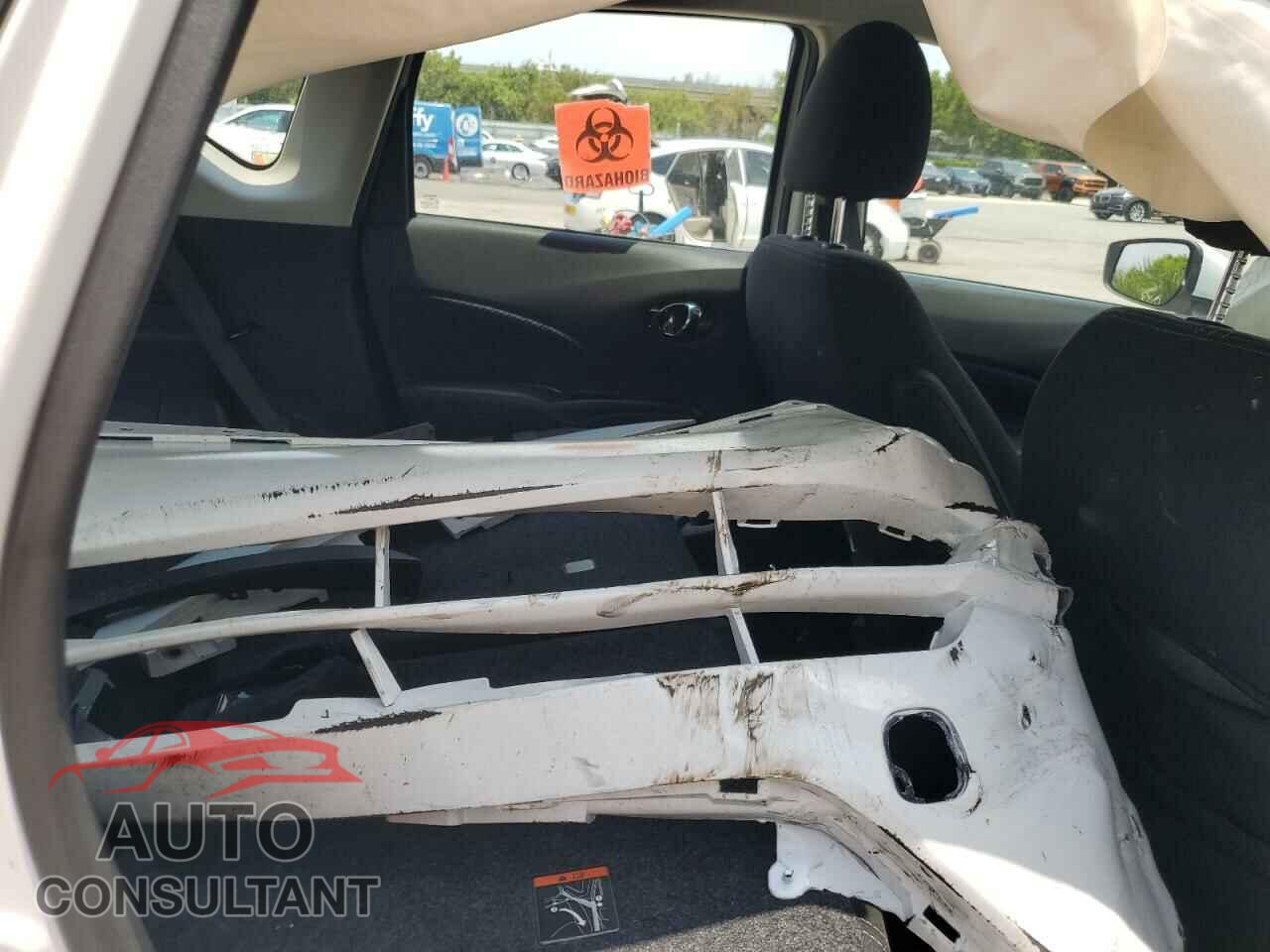NISSAN VERSA 2019 - 3N1CE2CP5KL366239