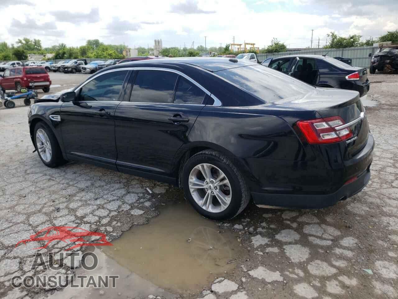 FORD TAURUS 2017 - 1FAHP2E8XHG132183