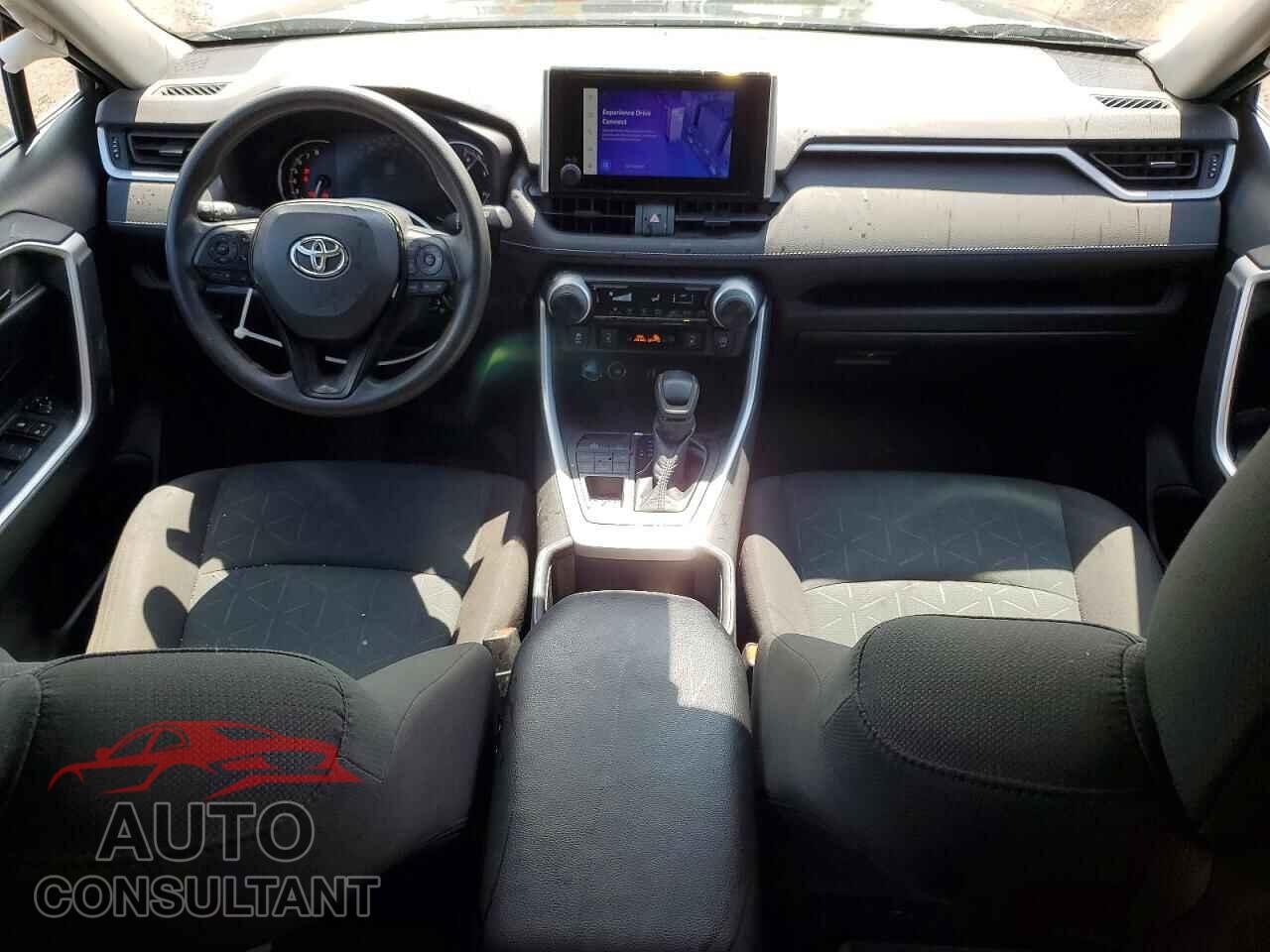 TOYOTA RAV4 2023 - 2T3B1RFVXPC373003