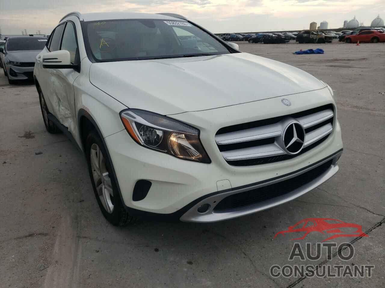 MERCEDES-BENZ GLA-CLASS 2017 - WDCTG4GB0HJ351319