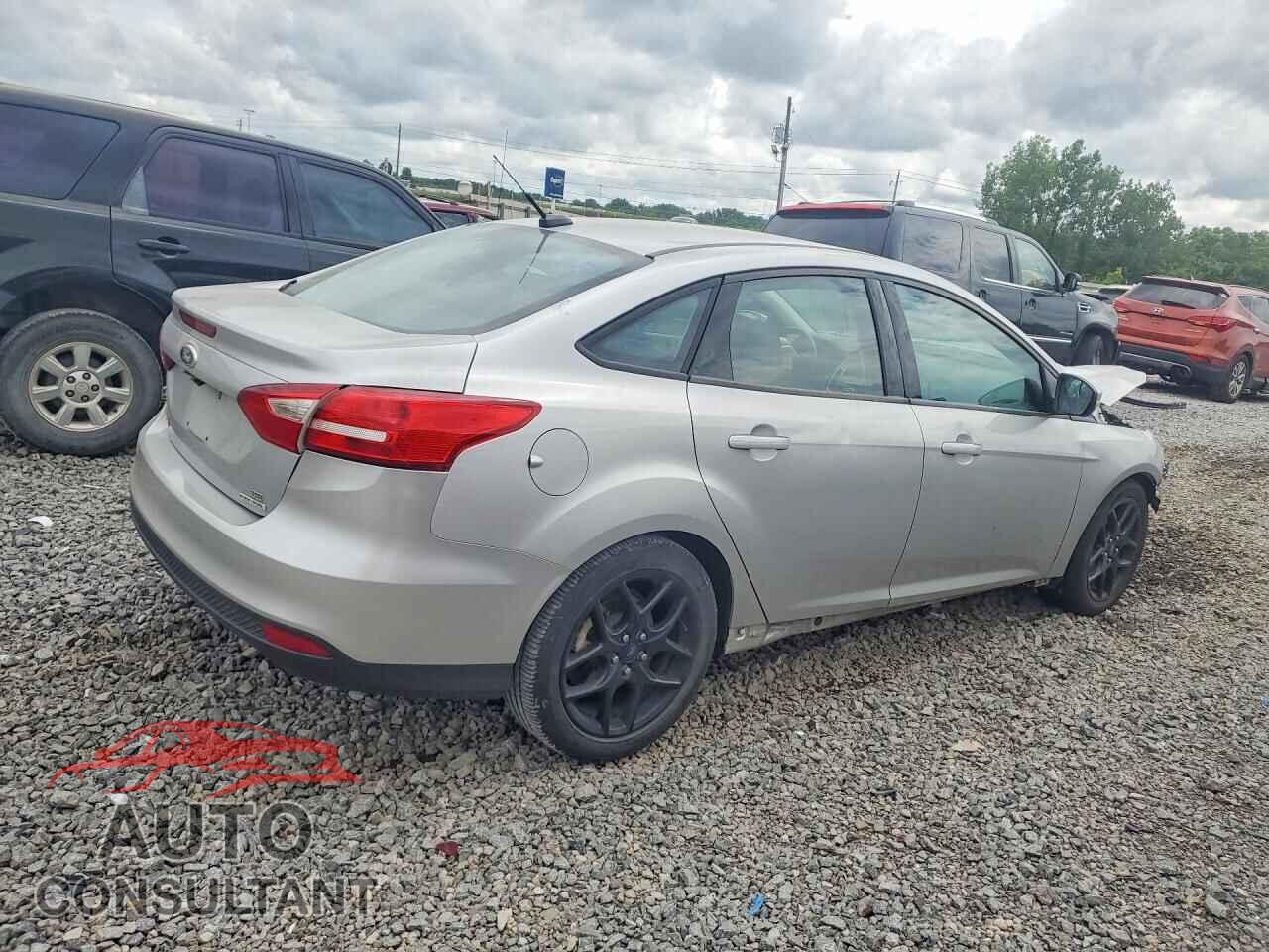 FORD FOCUS 2016 - 1FADP3F25GL256690