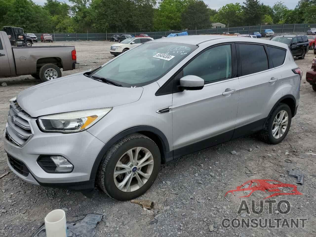 FORD ESCAPE 2017 - 1FMCU0GD5HUC61005