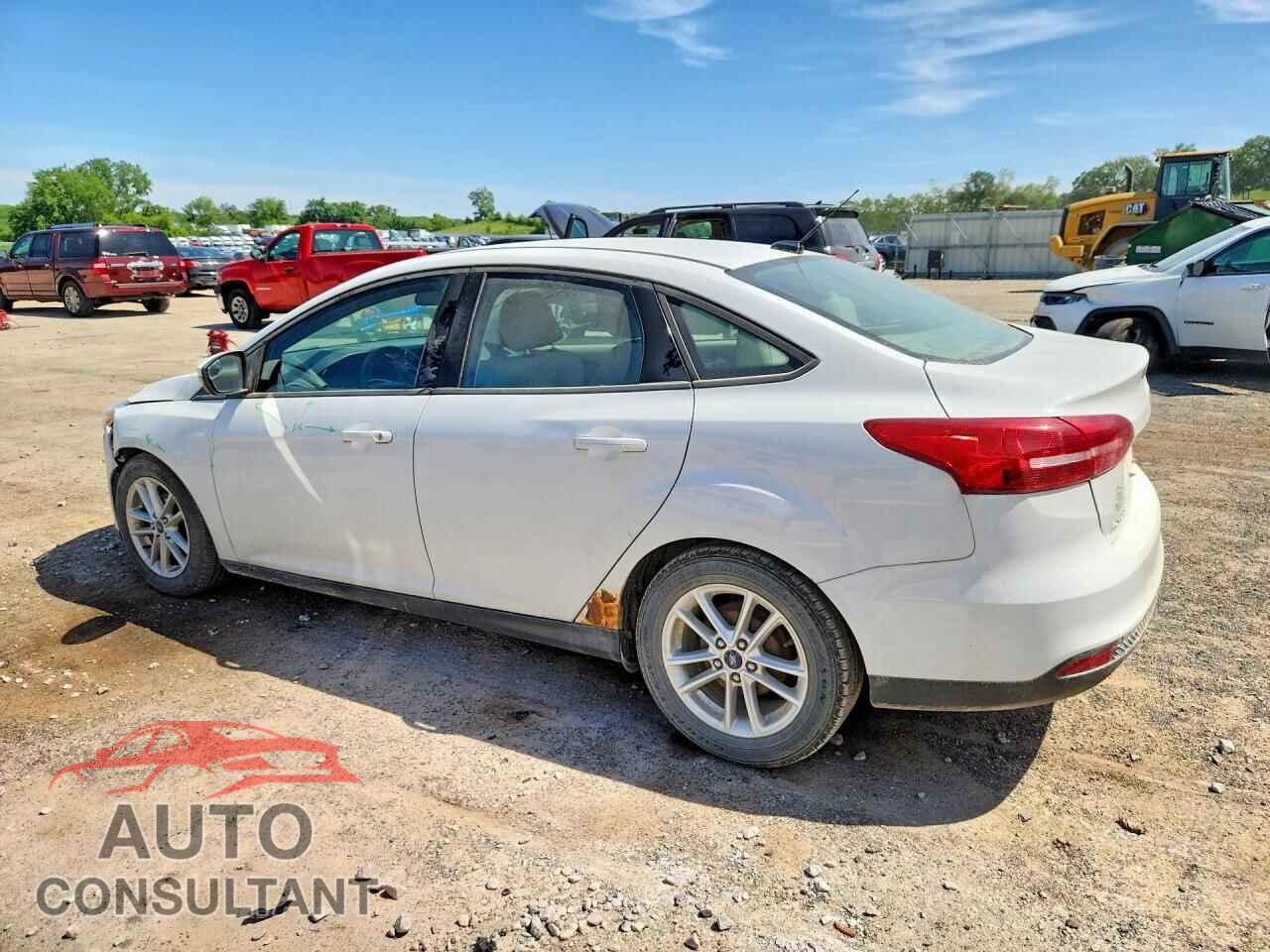 FORD FOCUS 2016 - 1FADP3F26GL405348