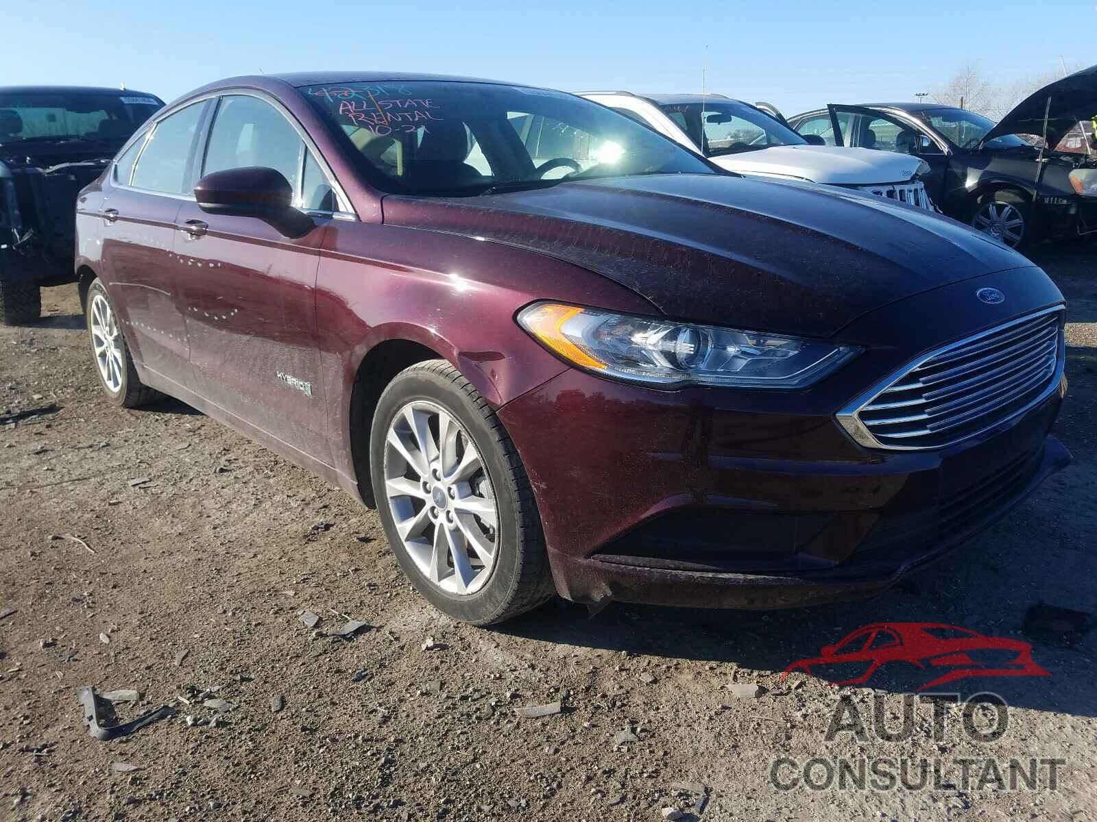 FORD FUSION 2017 - 3FA6P0LU2HR251172