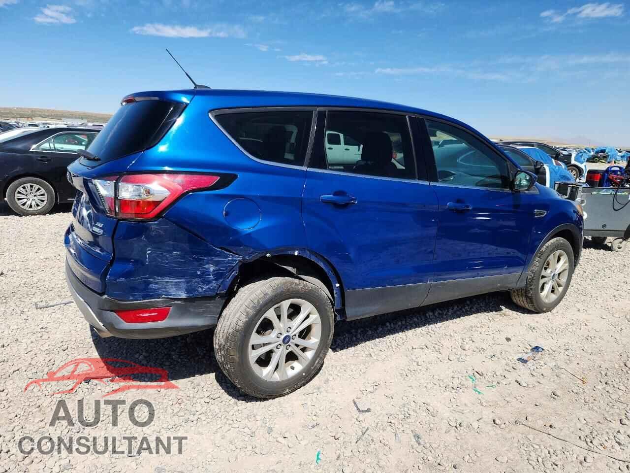 FORD ESCAPE 2017 - 1FMCU9G98HUF07836