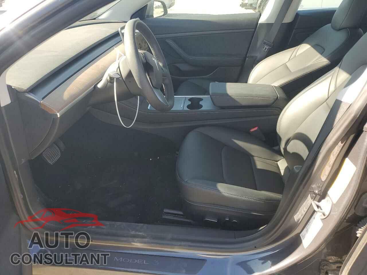 TESLA MODEL 3 2021 - 5YJ3E1EA2MF942712