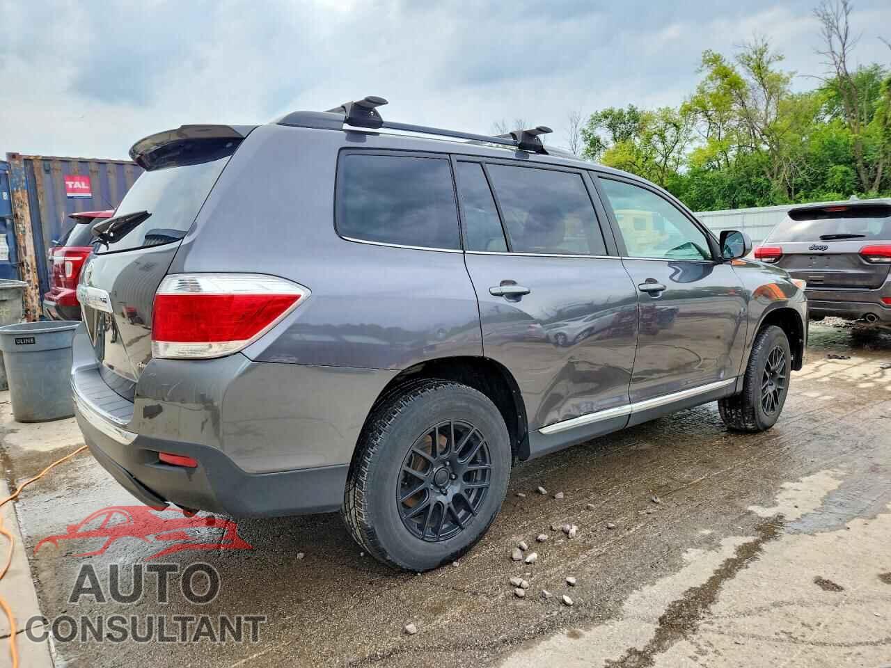 TOYOTA HIGHLANDER 2012 - 5TDBK3EH5CS165465