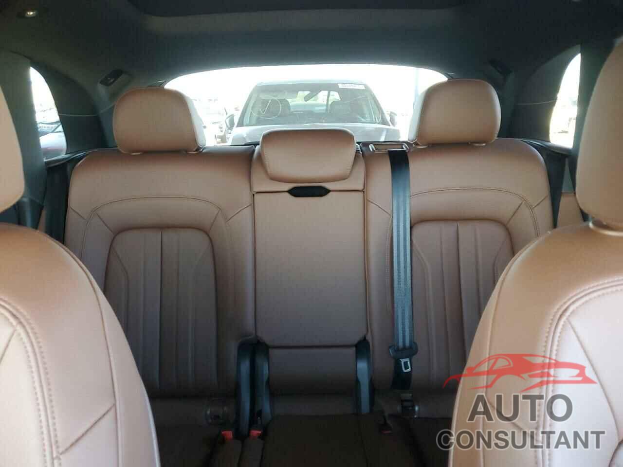 AUDI Q5 2018 - WA1BNAFYXJ2024481