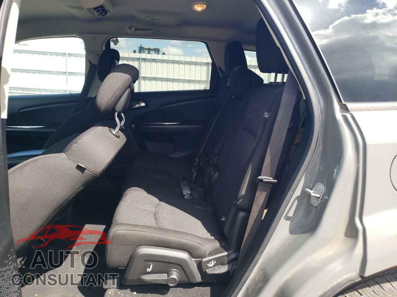DODGE JOURNEY 2019 - 3C4PDCBB4KT810465