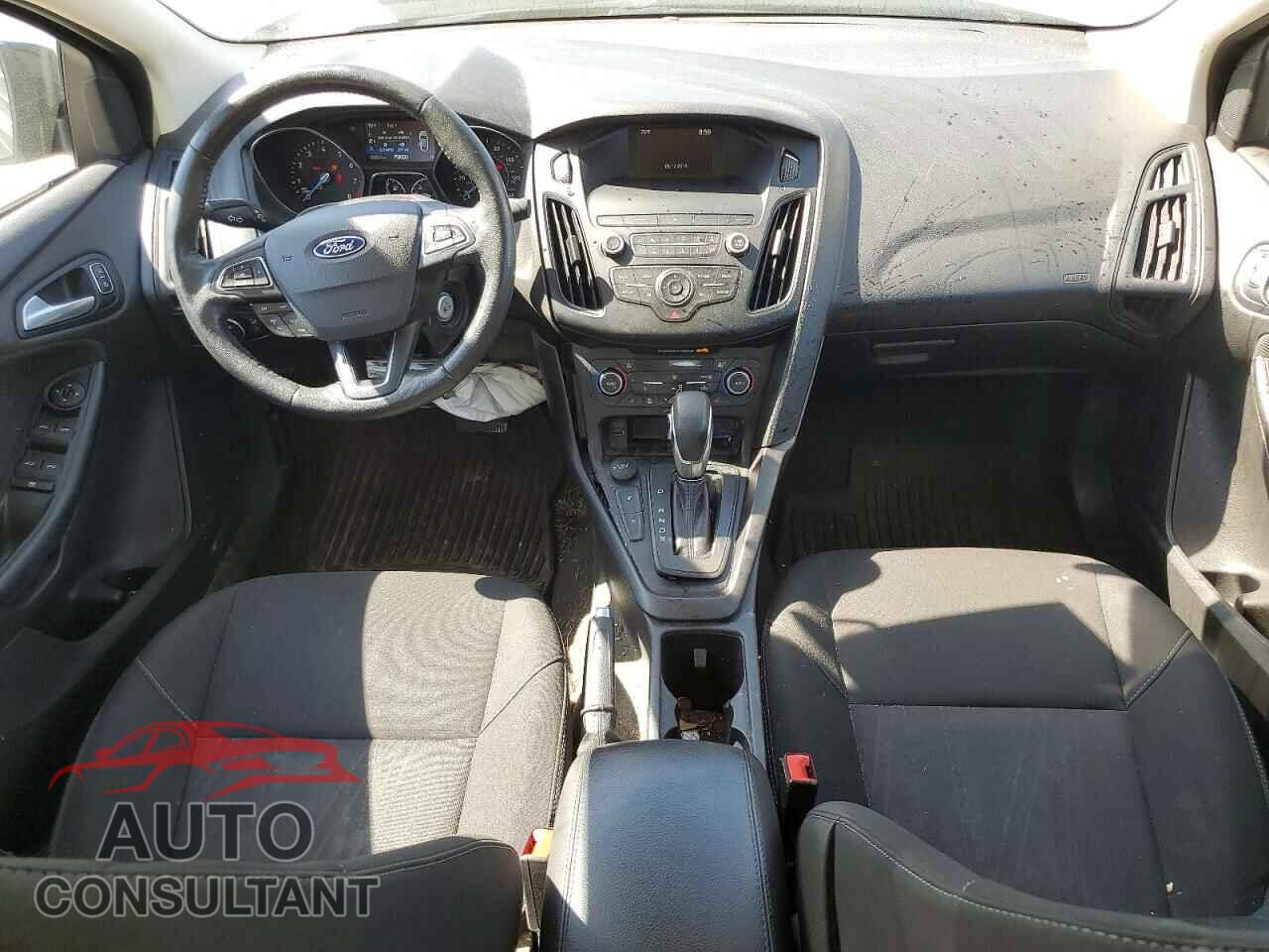 FORD FOCUS 2018 - 1FADP3FE4JL309977