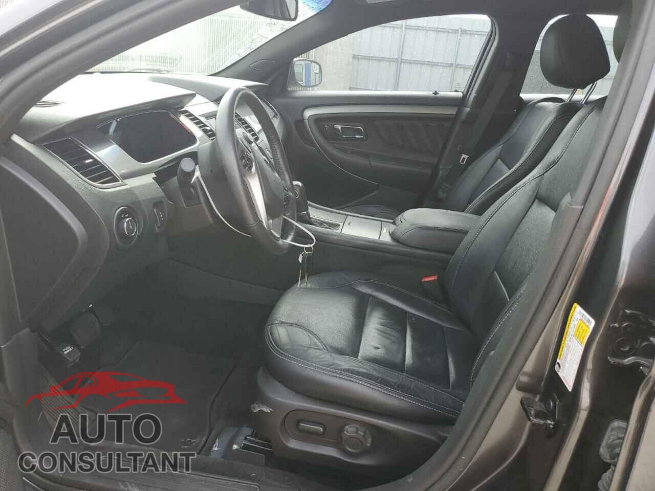 FORD TAURUS 2015 - 1FAHP2E82FG134829