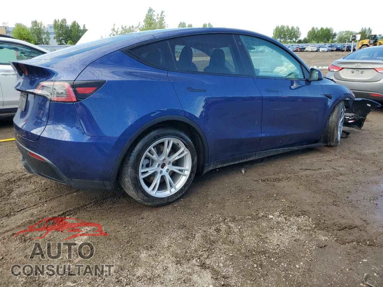 TESLA MODEL Y 2023 - LRWYGDFD0PC967763