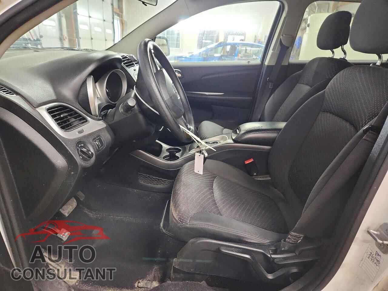 DODGE JOURNEY 2015 - 3C4PDCBG3FT599308