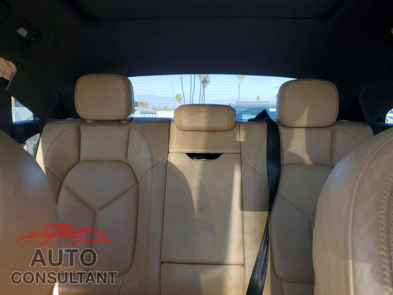 PORSCHE MACAN 2018 - WP1AA2A52JLB14460