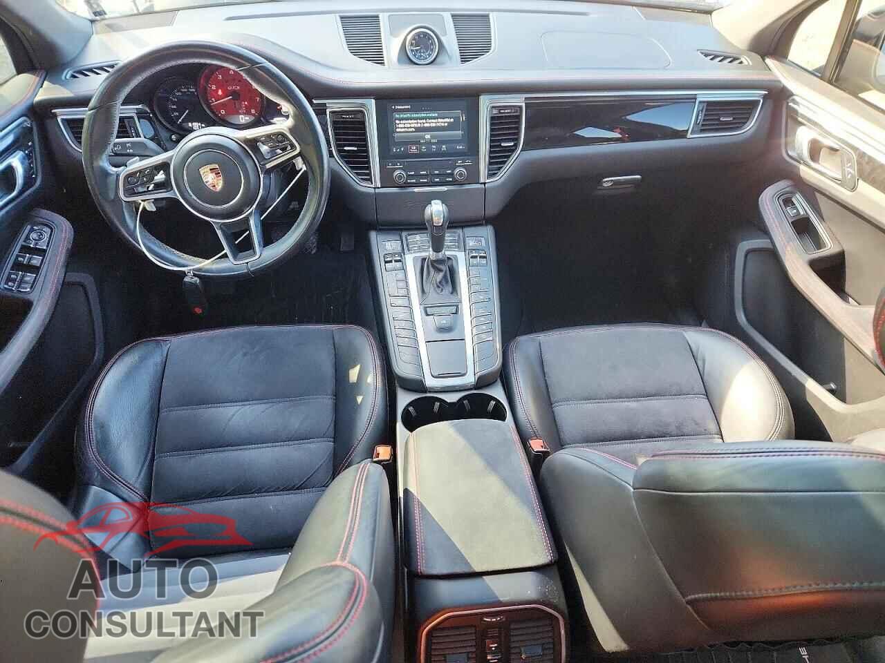 PORSCHE MACAN 2017 - WP1AG2A58HLB56026