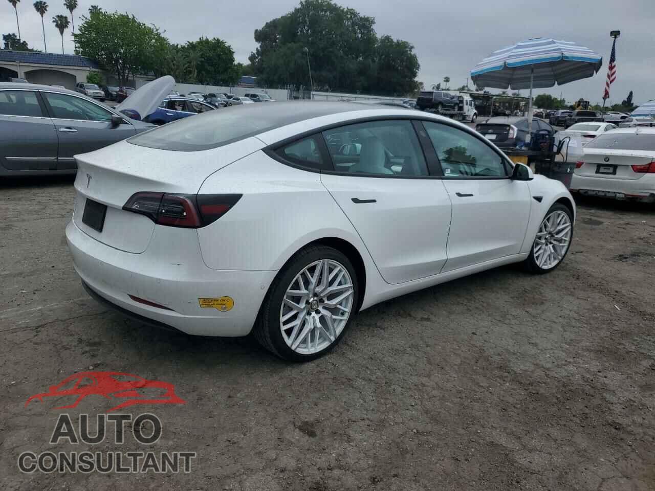 TESLA MODEL 3 2021 - 5YJ3E1EA6MF025109