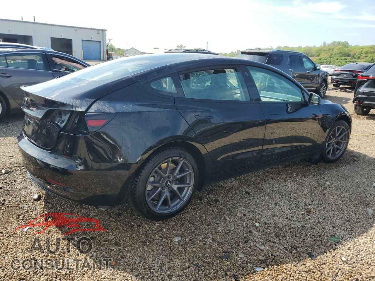 TESLA MODEL 3 2021 - 5YJ3E1EAXMF056864