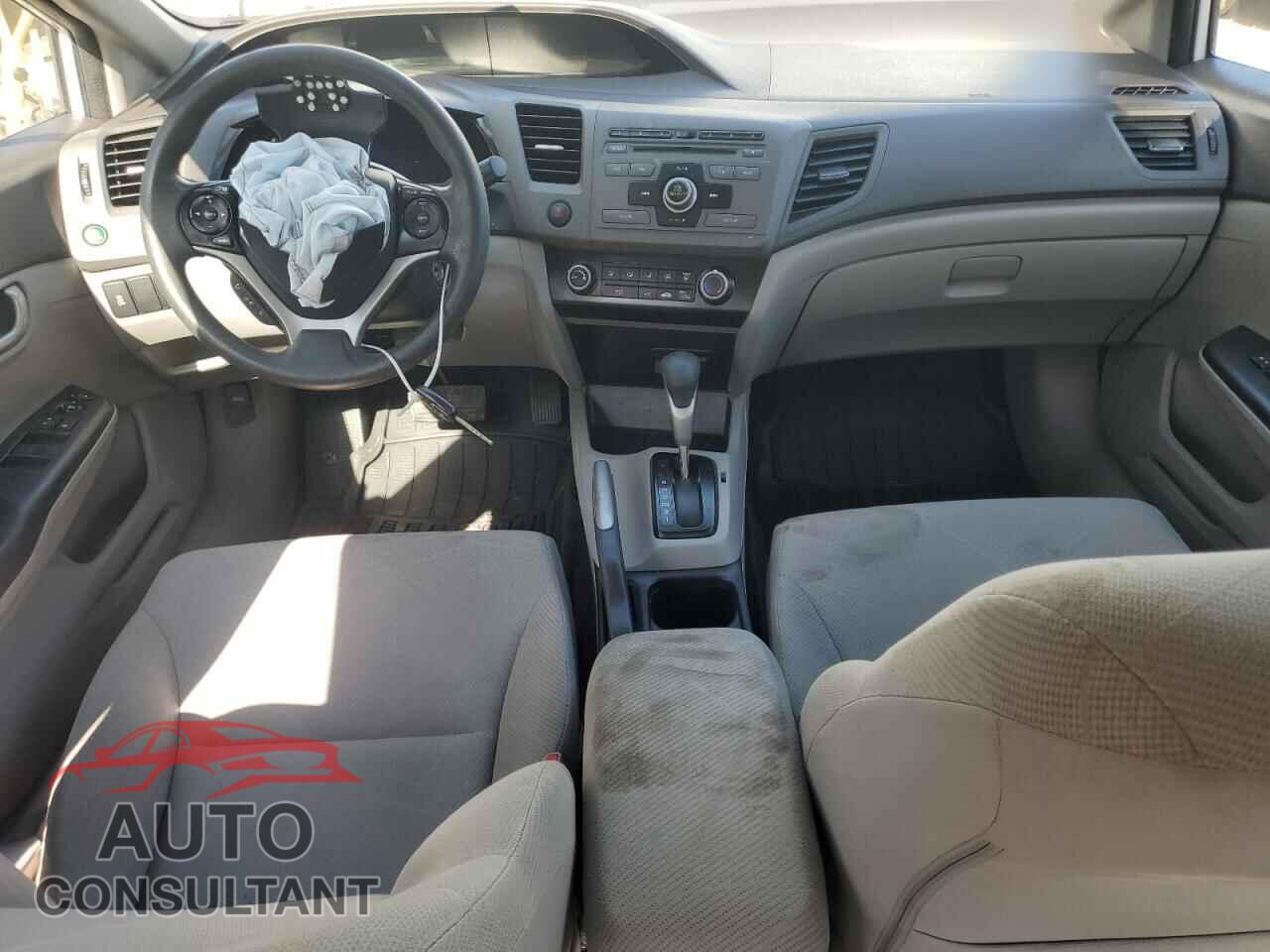 HONDA CIVIC 2012 - 2HGFB2F40CH117038