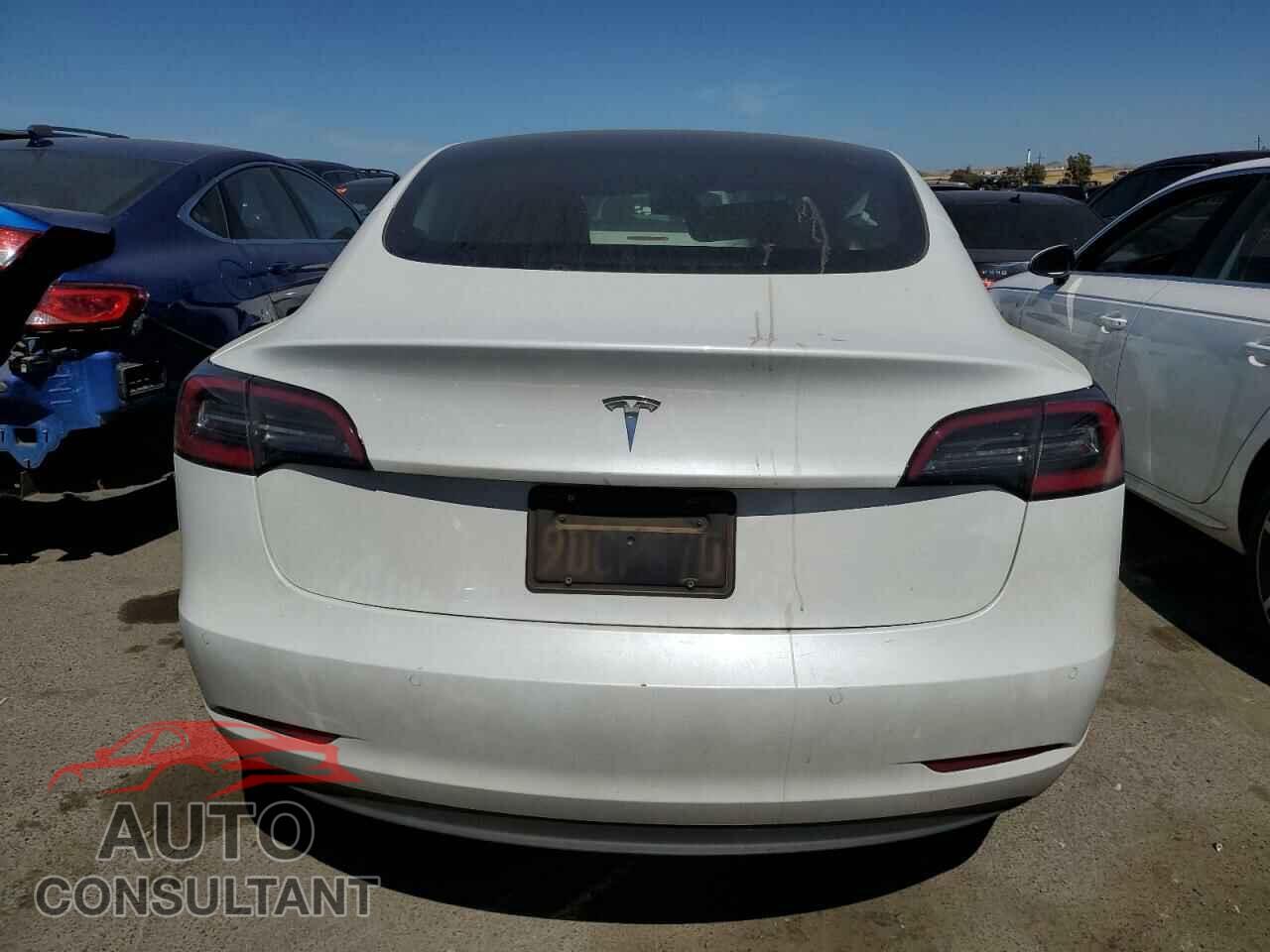 TESLA MODEL 3 2022 - 5YJ3E1EA5NF374845
