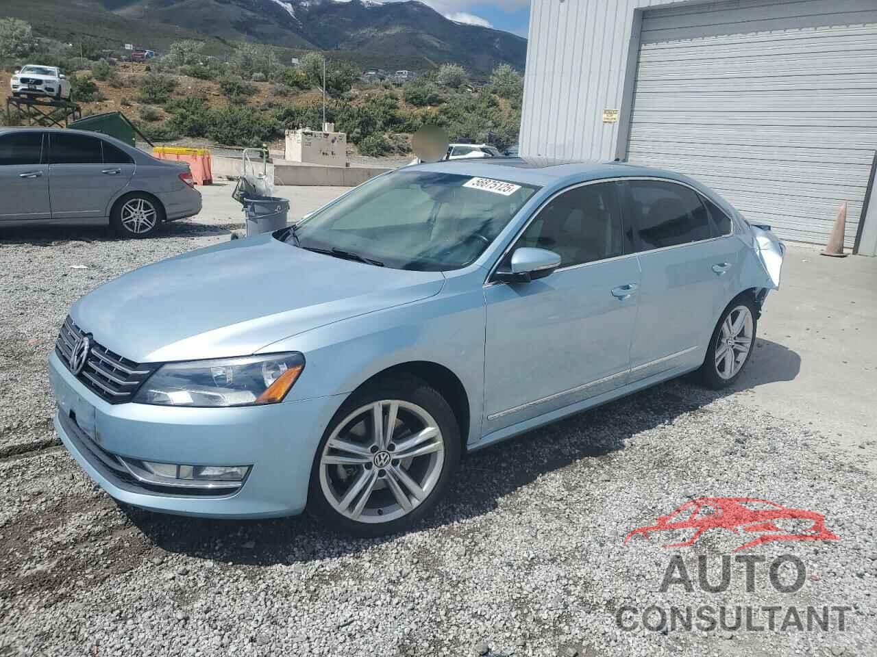 VOLKSWAGEN PASSAT 2012 - 1VWBN7A33CC098940