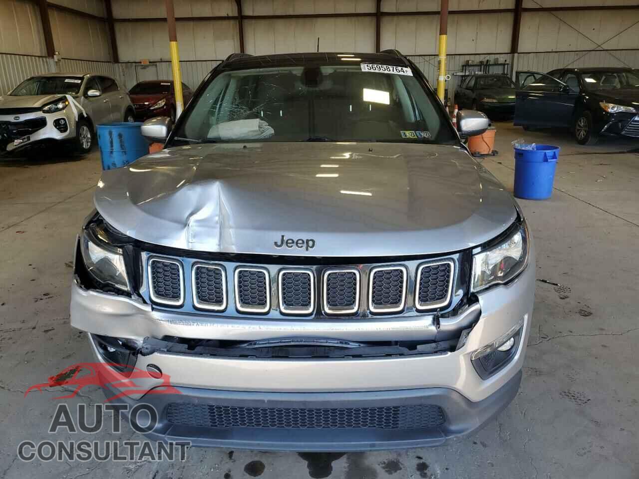 JEEP COMPASS 2019 - 3C4NJDBBXKT601818
