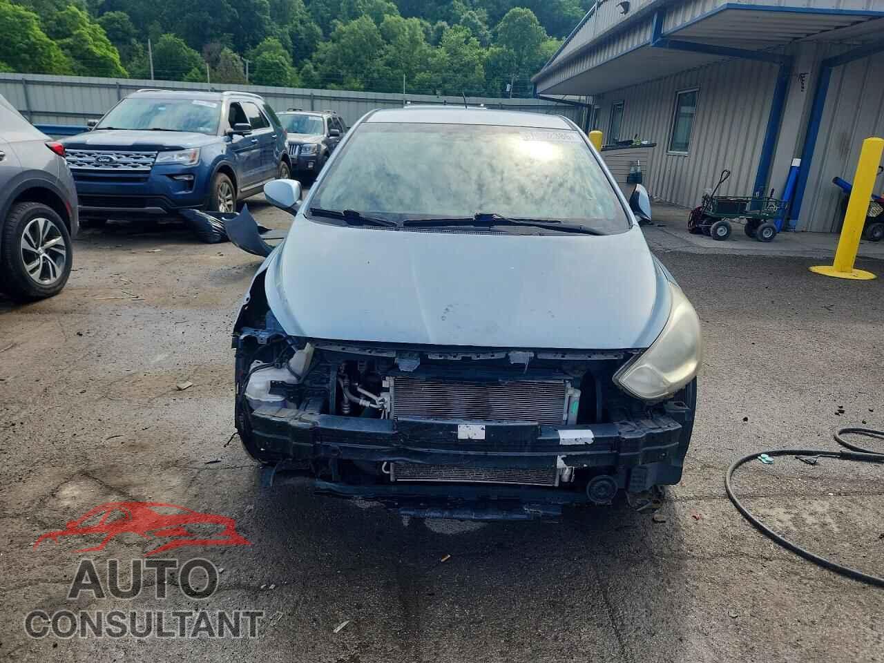 HYUNDAI ACCENT 2012 - KMHCU5AE9CU020037