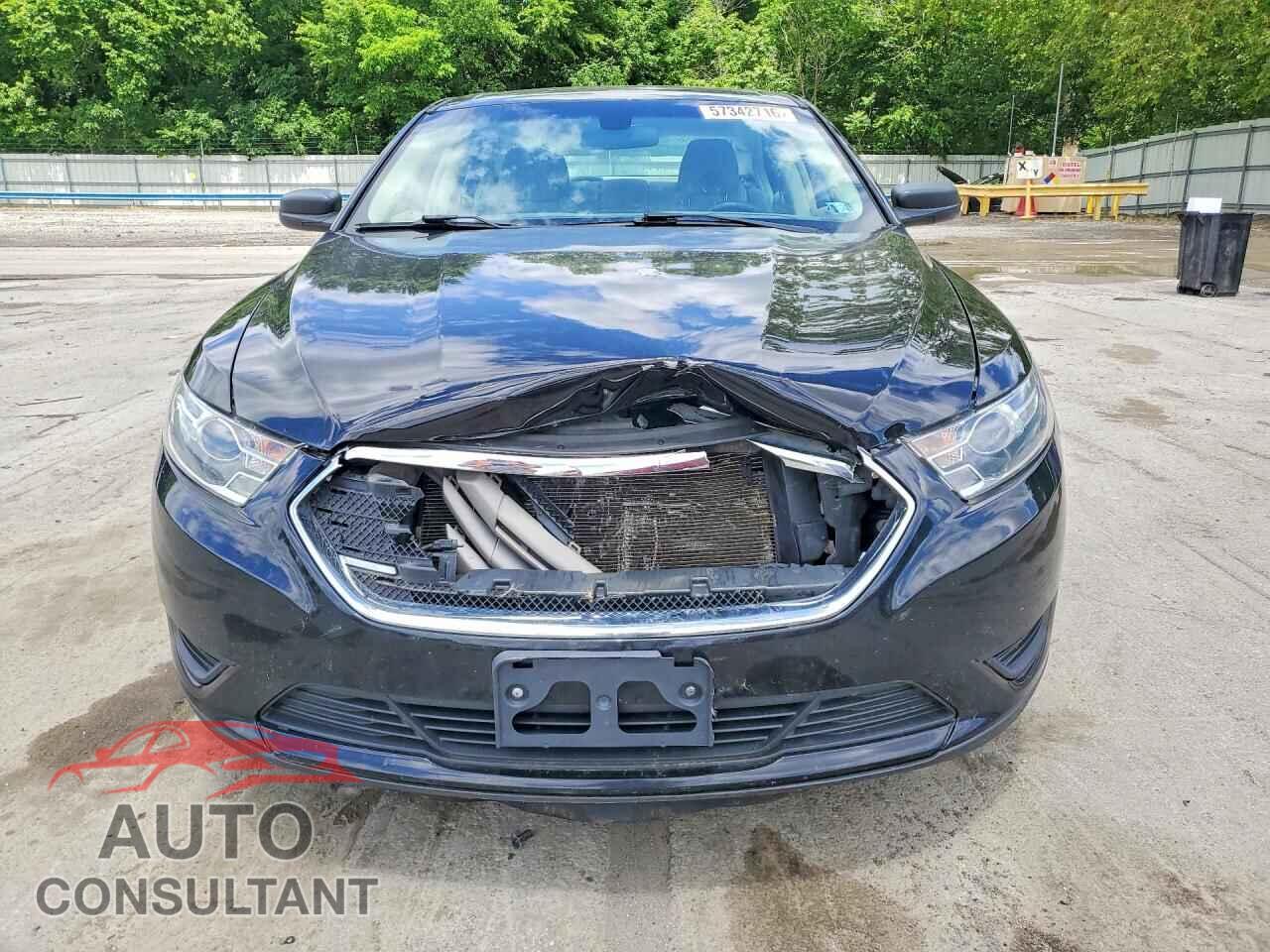 FORD TAURUS 2017 - 1FAHP2D87HG142848