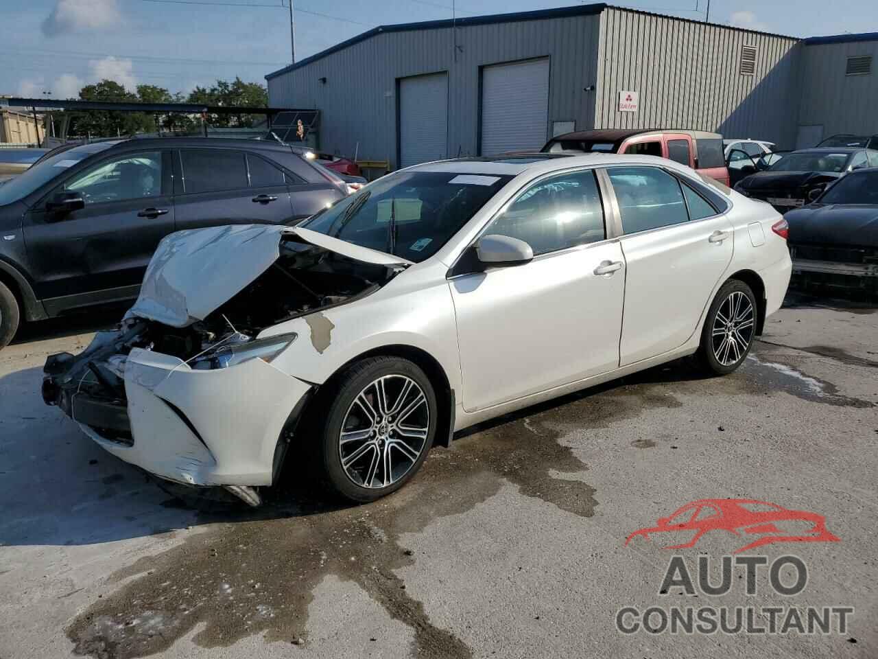 TOYOTA CAMRY 2016 - 4T1BF1FK9GU144554