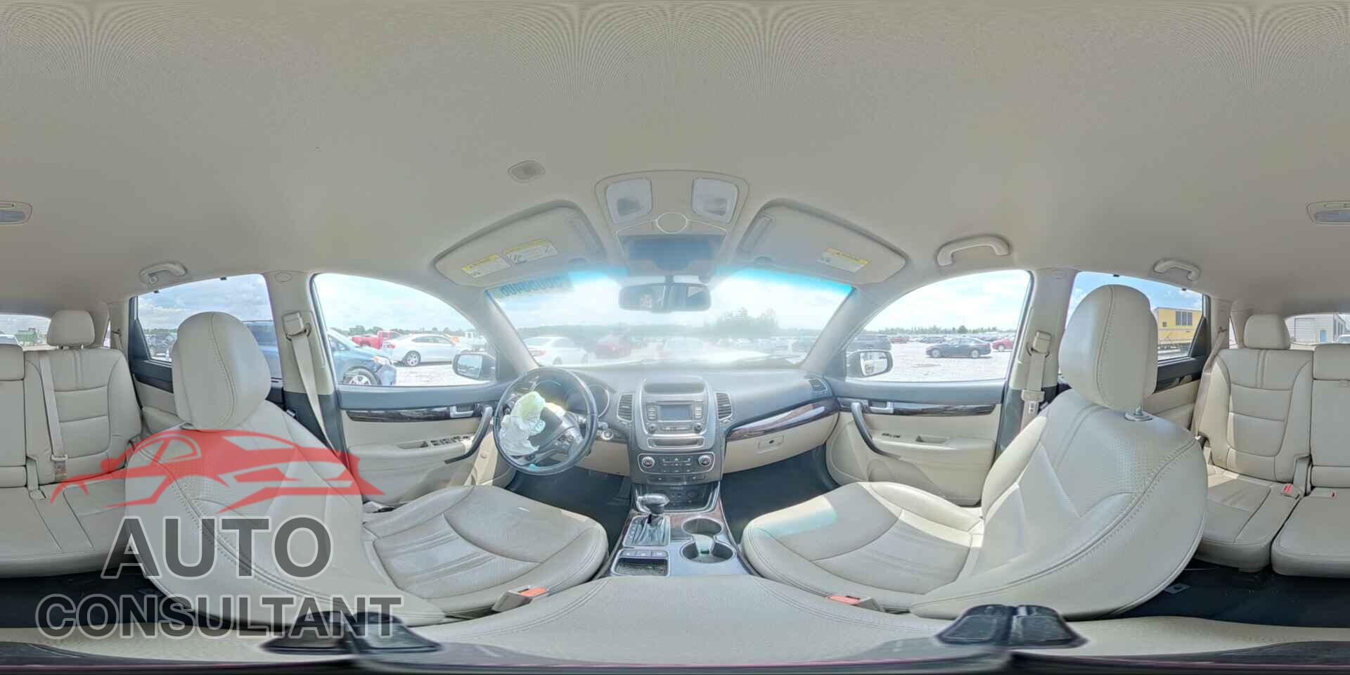 KIA SORENTO 2015 - 5XYKUDA70FG624688